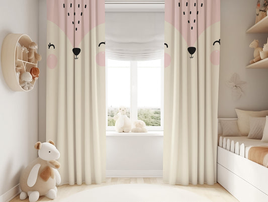 Halı Vagonu HV214 Sevimli Tilki Kadife Kumaş Fon Perde - Çocuk Odası Fon Perde