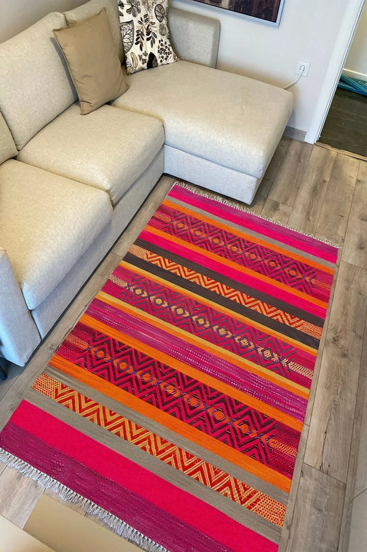 Cotton Kilim 8 Fuşya Multy Tonunda Geometrik Desenli Dekoratif Yıkanabilen Dokuma Taban Kilim - HALI VAGONU