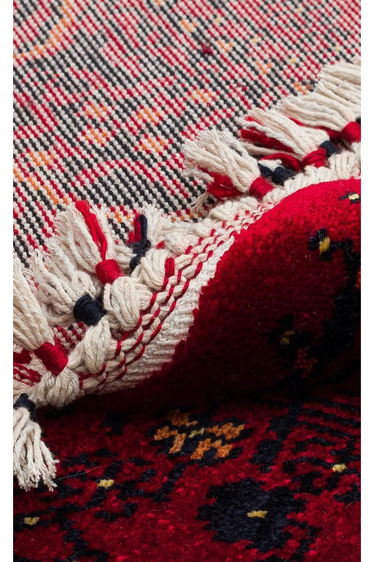 NOSTALJI 960 RED Q Afgan / Yağcıbedir Desenli El Emeği ile Özel Tezgahlarda Üretilen Uşak Halısı
