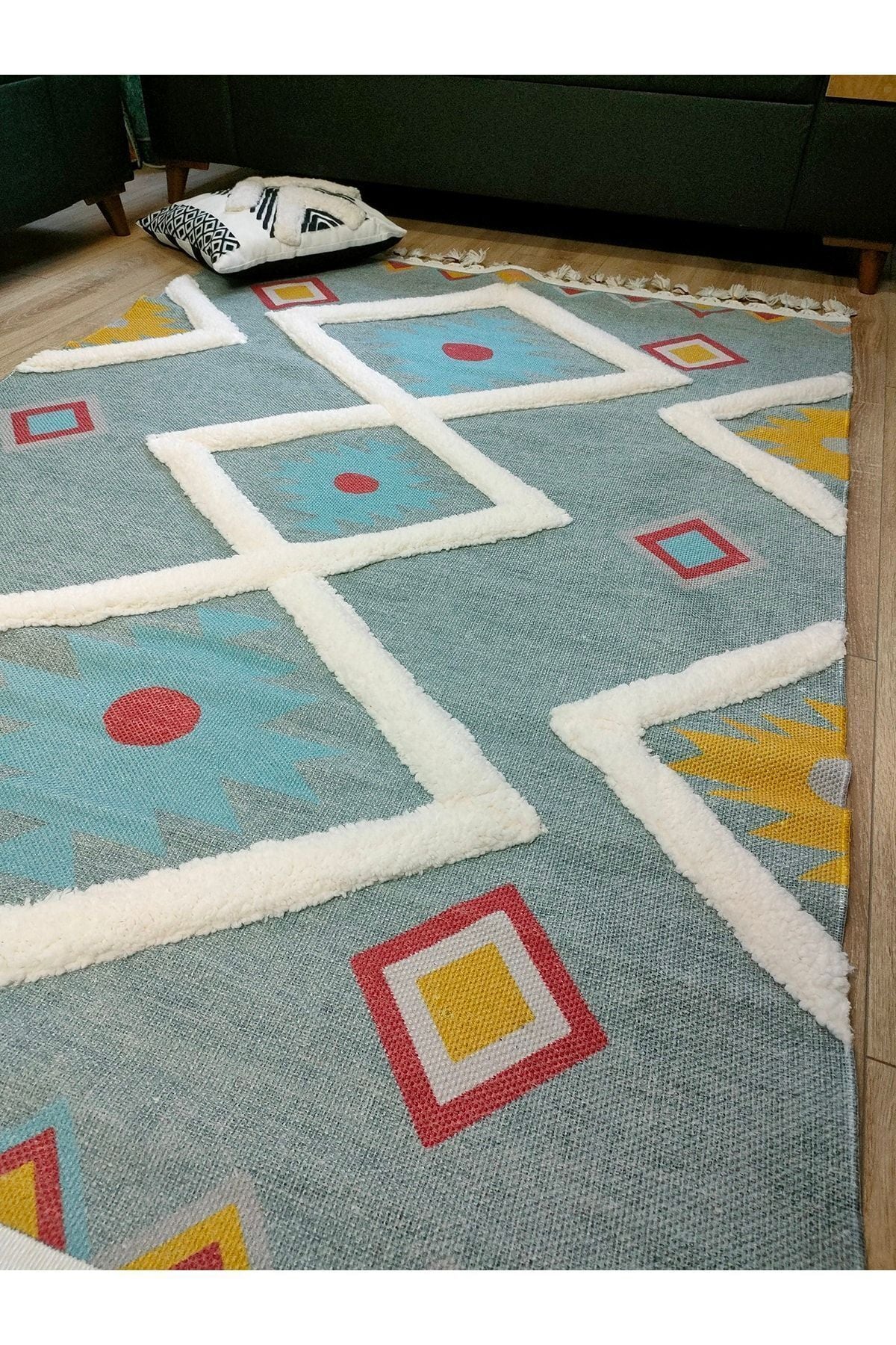 Tafting Kilim Serisi Üzeri Peluşlu Dokuma Taban Dekoratif Kilim