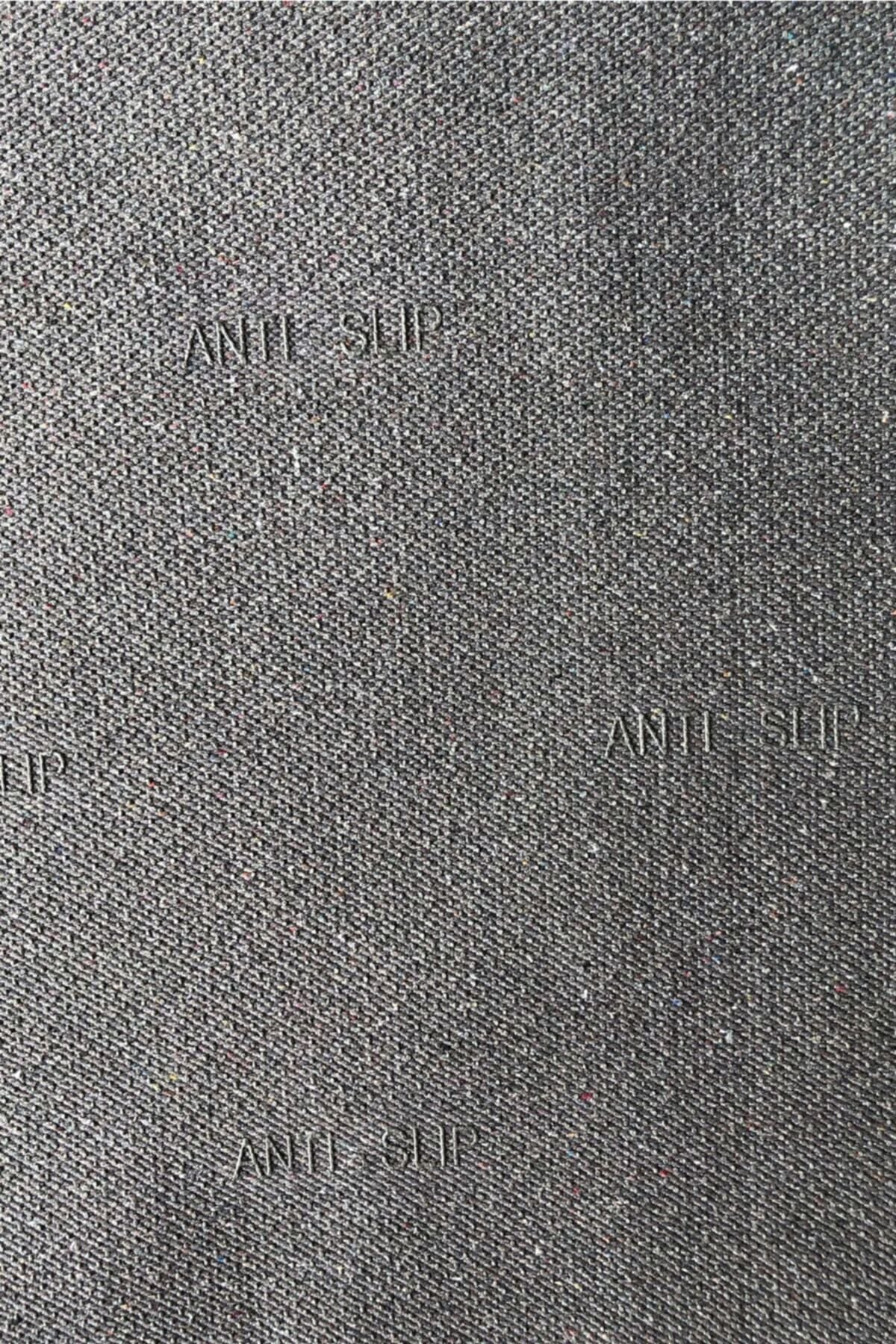 Halı Vagonu Serisi Açık Mavi Tonlarında Bordürlü Desen Kaymaz Taban Şönil Halı