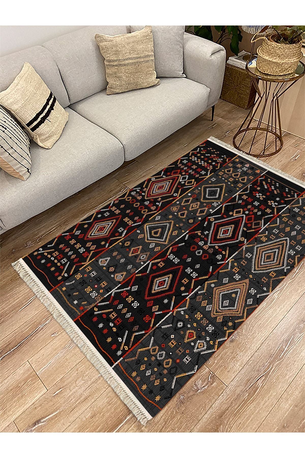 Cotton Serisi Siyah Gri Orta Çağ Motifli Otantik Eskitme Desenli Dekoratif Dokuma Taban Kilim