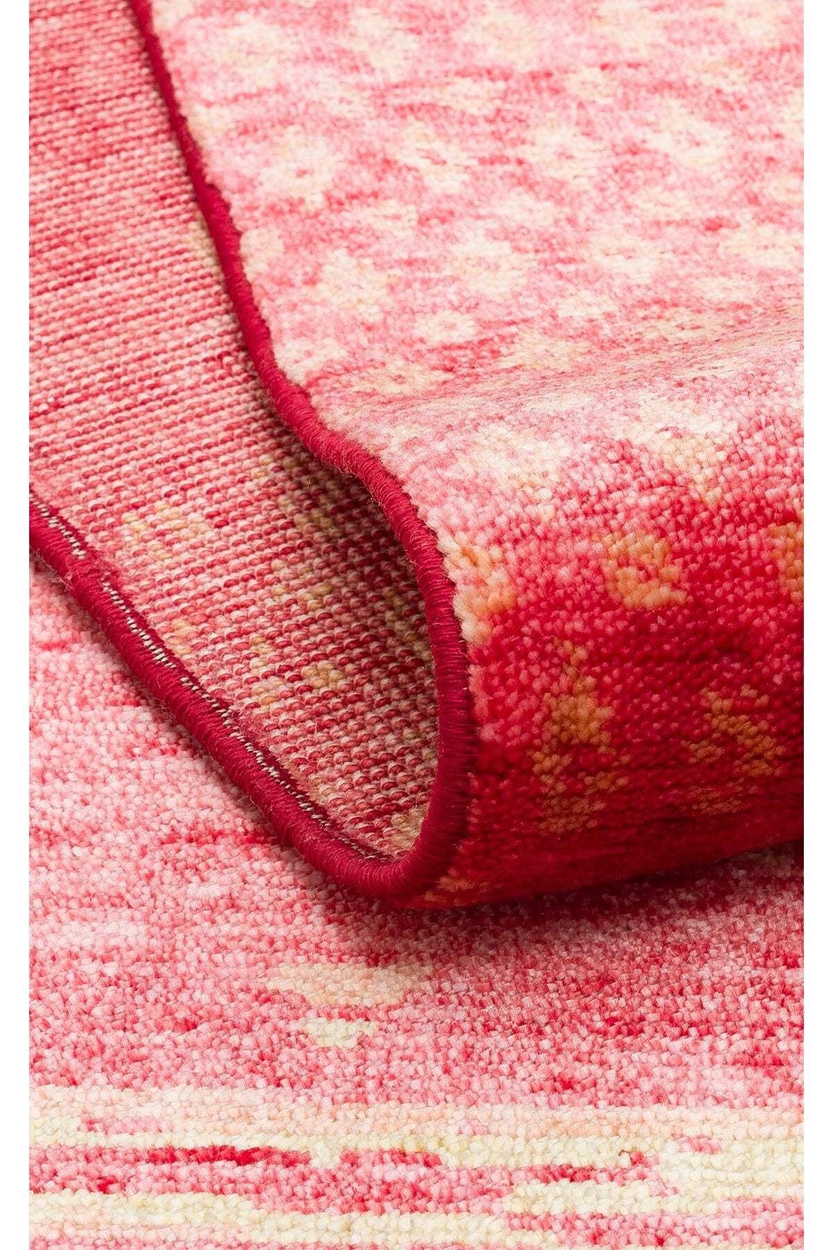 ZARA ZR 15 RED AUTUMN Otantik Desenli El Emeği İle Özel Tezgahlarda Üretilen Modern Uşak Halısı