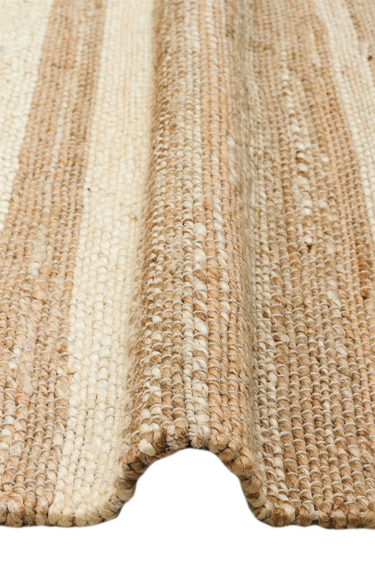 Echo Ech 11 Natural White Xw El Dokuma Naturel Jüt Hasır Halı - İnce detaylar ve düz dokumasıyla modern ev dekorasyonuna uygun.