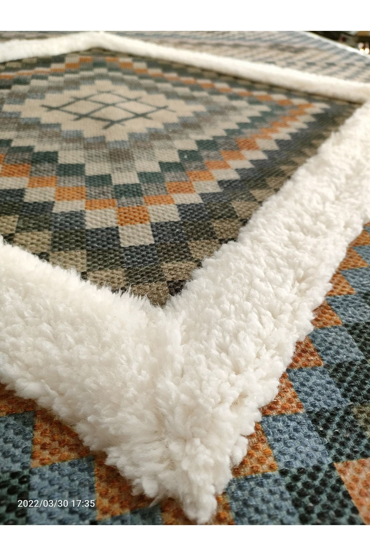 Tafting Kilim Serisi Üzeri Peluşlu Dokuma Taban Dekoratif Kilim