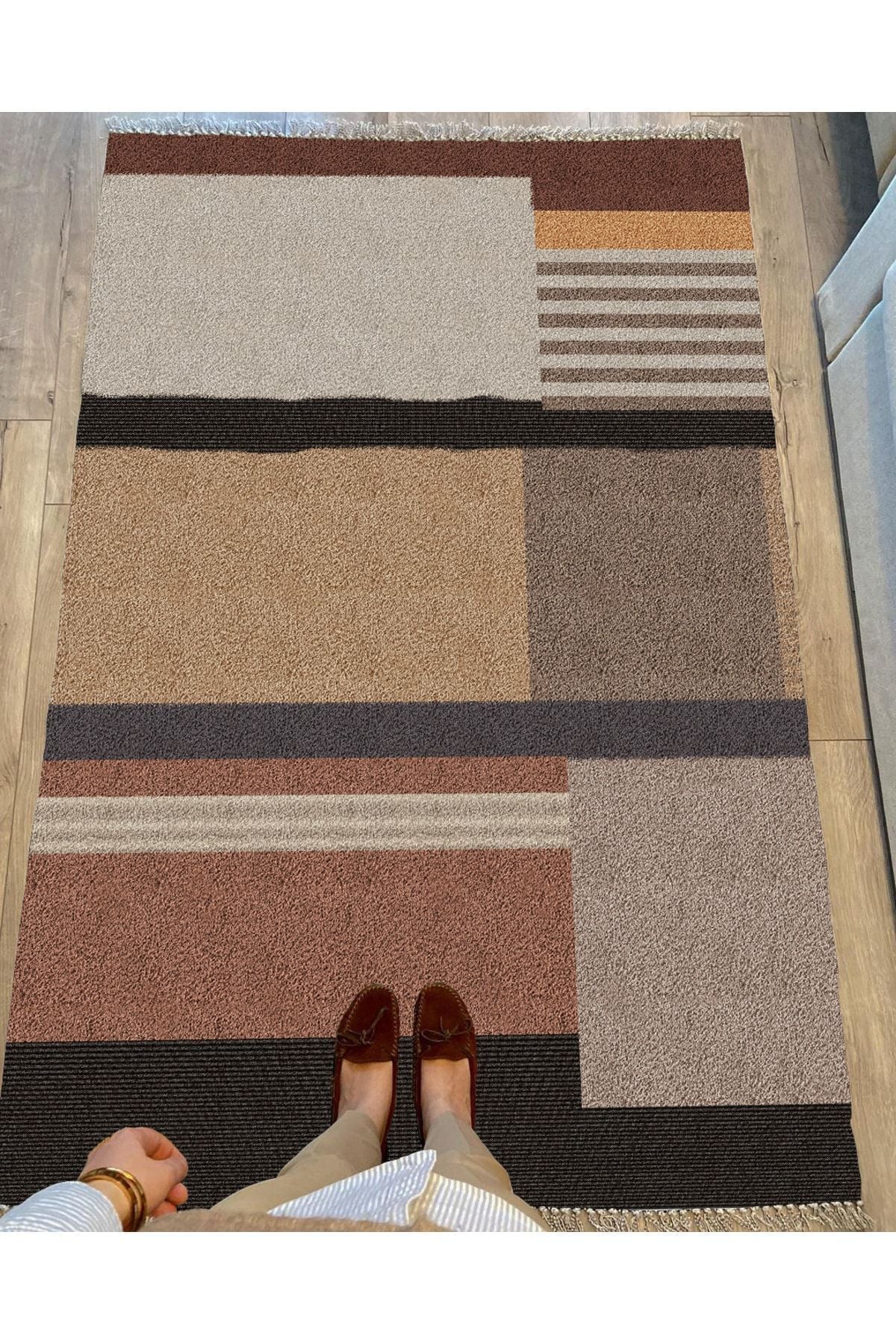 Cotton Serisi Kahve Tonlarında Geometrik Tüylü Görünümlü Modern Desen Dekoratif Dokuma Taban Kilim