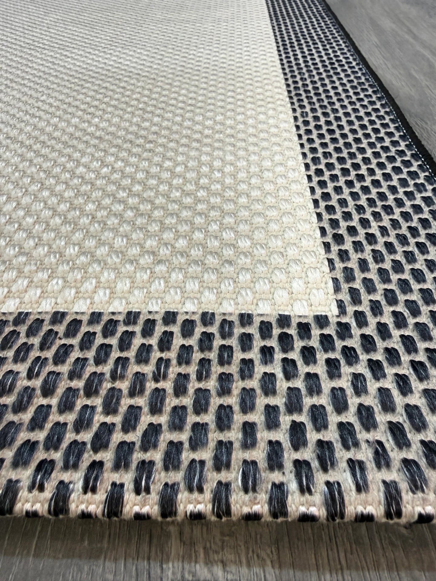 Natura Sisal NTR 11 Siyah Krem Sisal Dokuma Halı - NTR 11 - HALI VAGONU