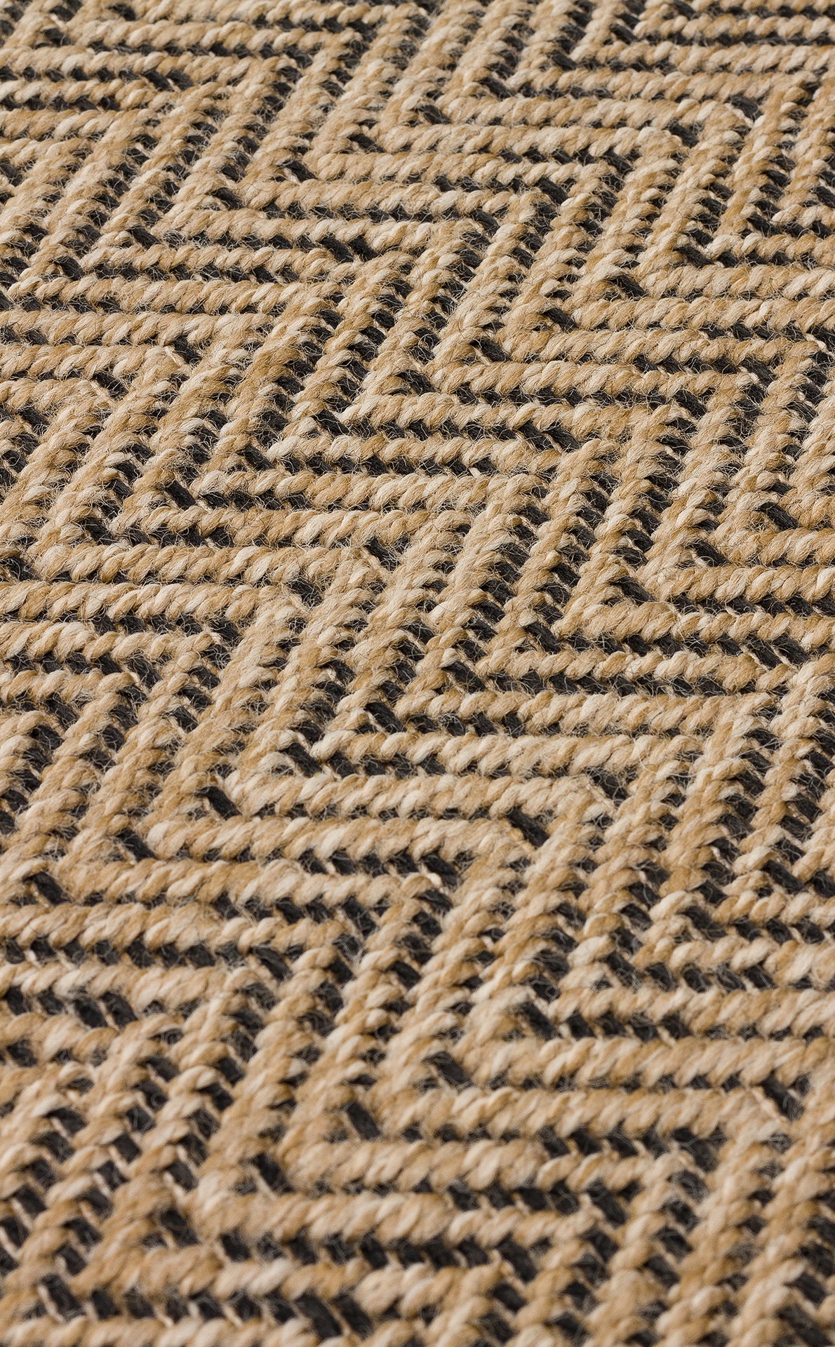 Halı Vagonu Zahara ZHR 02 Natural Black, içeride ve dışarıda kullanılabilen, hav yüksekliği olmayan modern bir Sisal Halı.