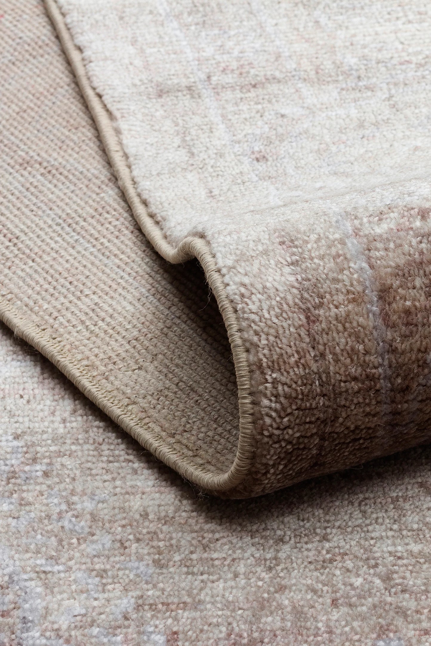 TAFTAN TF 03 BEİGE Pakistan Overdyed Tarzı Özel Hav Vermeyen ve El Emeği ile Özel Tezgahlarda Üretilen Uşak Halısı - HALI VAGONU