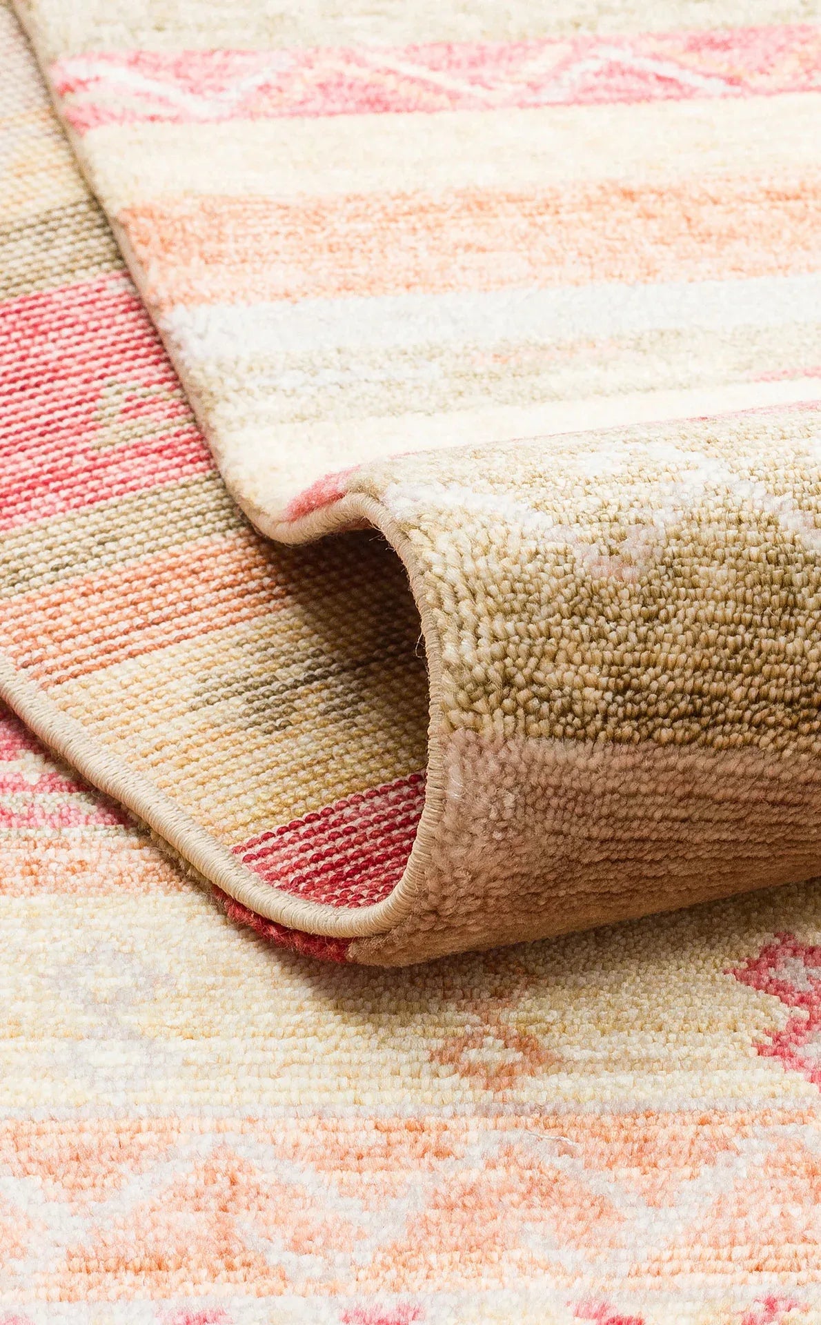 ZARA ZR 12 RED AUTUMN Otantik Desenli El Emeği İle Özel Tezgahlarda Üretilen Modern Uşak Halısı - HALI VAGONU