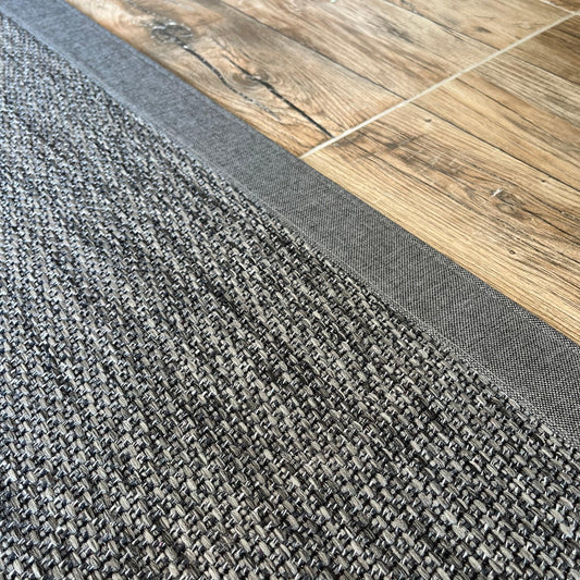 Gri Kumaş Bordürlü Gri Sisal Halı - El Yapımı, Evcil Hayvan Dostu, Modern Tasarım - HVSB03 - HALI VAGONU