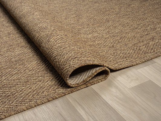 Sisal Halı detayları ile Halı Vagonu Himalaya 665 Kahve, şık tasarımıyla evin her alanında kullanılabilir.