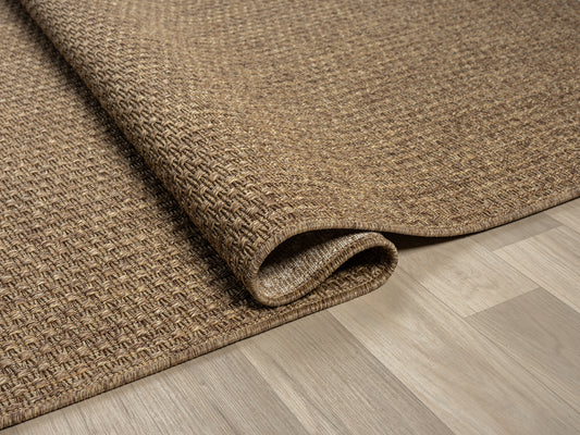 Şık tasarımda Halı Vagonu Himalaya 666 Kahve Sisal Halı, iç ve dış mekan için ideal bir seçim.