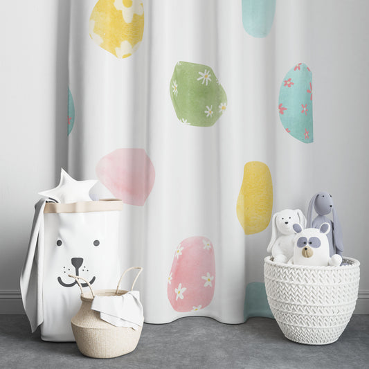 Halı Vagonu HV280 Renkli Yumurtalar Desen Çocuk Odası Kadife Kumaş Fon Perde, çocuk odalarına renk katmak için ideal bir ürün.