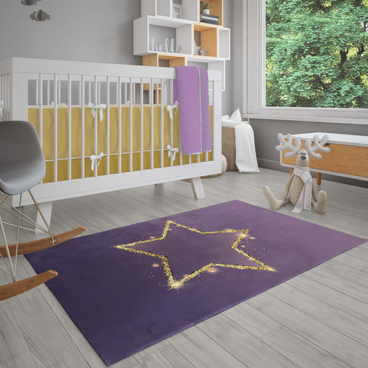 Mürdüm renkli Halı Vagonu HV396 Altın Yıldız Yağmuru çocuk halısı, odada konforlu bir atmosfer yaratıyor. Yıldız deseni ve modern tasarımıyla, çocuk odası dekorasyonuna şıklık katıyor.