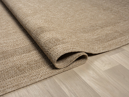 Sisal Halı görünümüne sahip Halı Vagonu Botswana 668 Bej Sisal Halı, kolay temizlenebilir özelliği ile dikkat çekiyor.