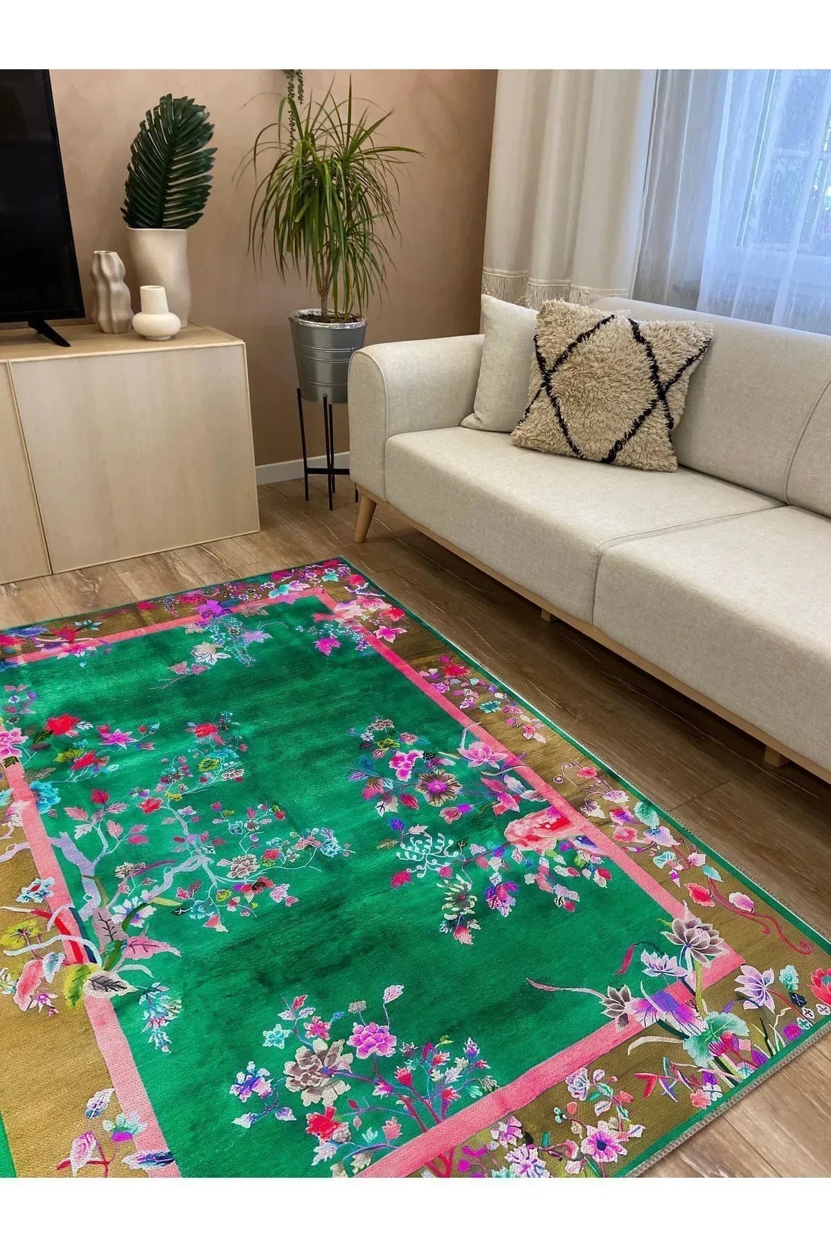 Halı Vagonu 79 Yeşil Tonlarında Çiçek Temalı Dekoratif Salon Halısı Saçaklı Yıkanabilen Halı - HALI VAGONU