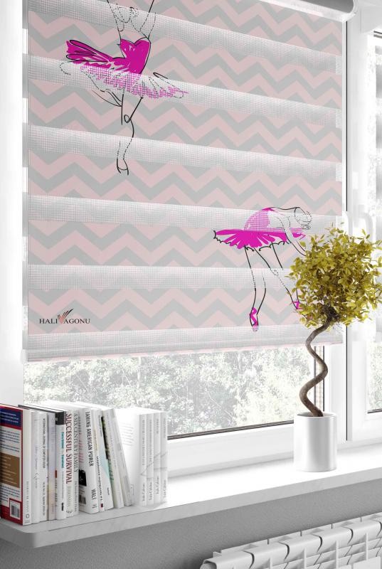 HV324 Balerin Zebra Perde, şık ve fonksiyonel tasarımıyla göz alıcı bir dekoratif unsur olarak kullanıma hazır.