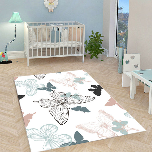 Kelebek desenli Halı Vagonu HV335, bir çocuk odasında ayarlanmış halinde. Odanın dekorasyonuna uyum sağlayan renkli dış görünümü ile göz alıcı.