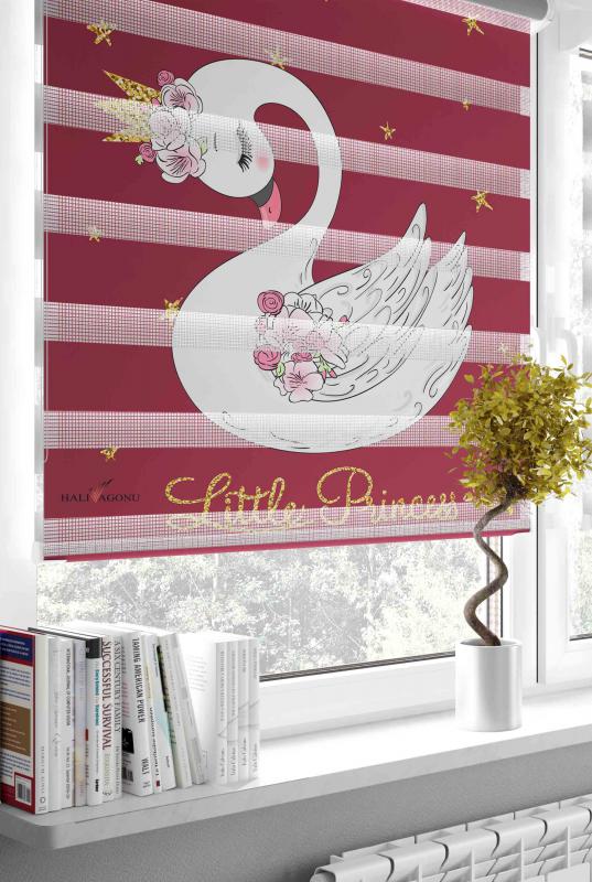 HV360 Kuğulu Zebra Perde, modern tasarımıyla şık bir ev dekorasyonu ürünü olarak göze çarpıyor. Göz alıcı desenleri ile mekanınıza zarafet katıyor.