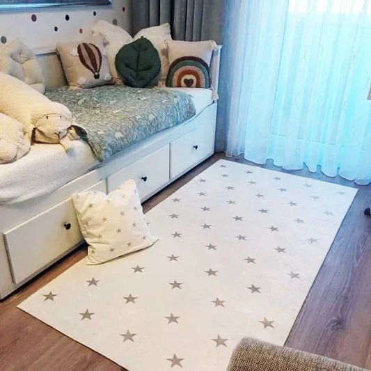 HV389 Kahve Yıldızlı Krem Çocuk Halısı - Yumuşak, Kolay Temizlenebilir, 3 Kalite Seçeneği - HALI VAGONU