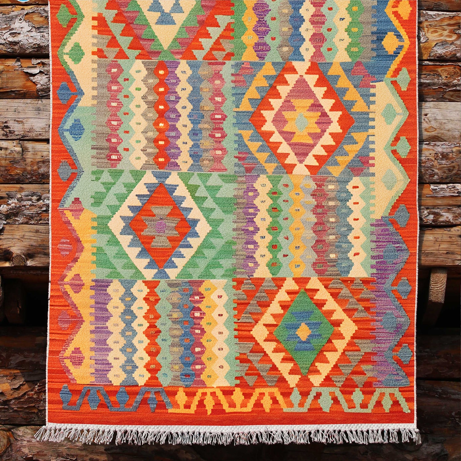 Cotton Kilim, şık ve modern tasarımıyla dikkat çeken Cotton Çift Taraflı Kilim, ev dekorasyonunuza renk katacak.