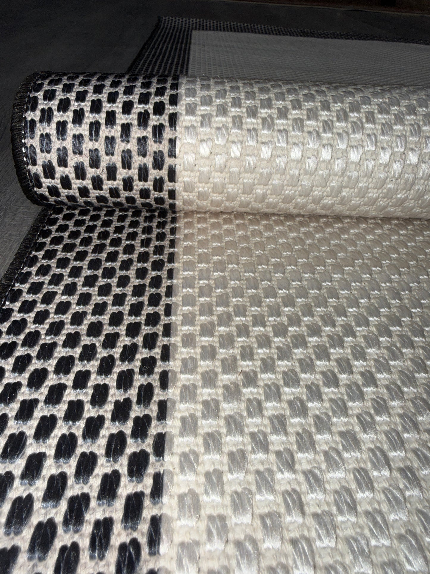 Natura Sisal NTR 11 Siyah Krem Sisal Dokuma Halı - NTR 11