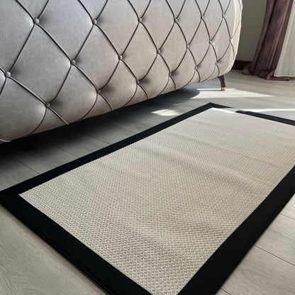 Siyah Kumaş Bordürlü Krem Sisal Halı - El Yapımı, Dayanıklı, Modern Tasarım - HVSB01
