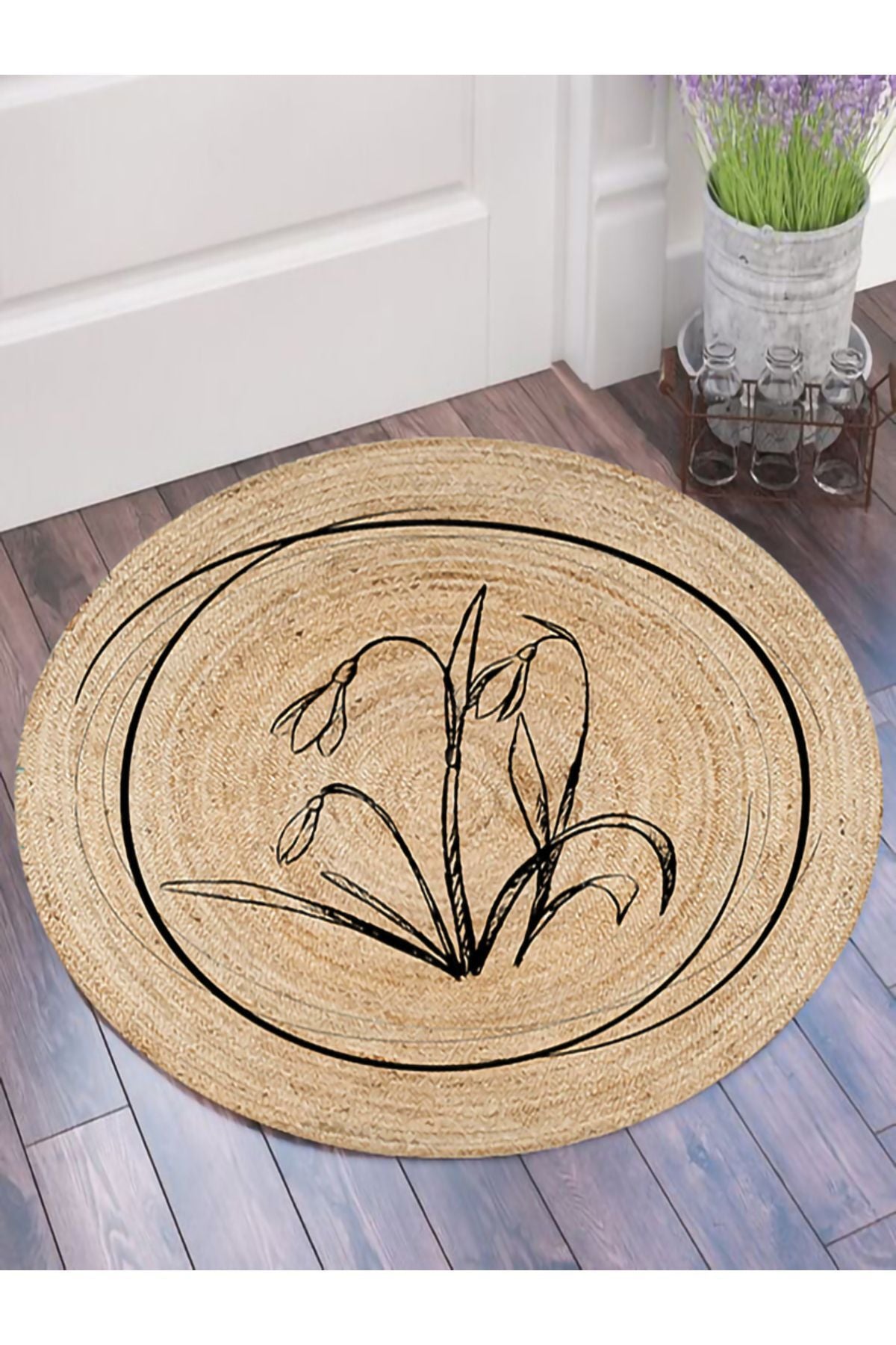 Boho 902 Jüt Doğa Iplik Ile Üretilmiş Çiçek Desenli Yuvarlak Natural Renk Çift Taraflı Halı, her iki tarafıyla da kullanılabilen pratik bir ev dekorasyon ürünü.