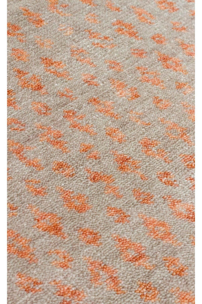 ZARA ZR 15 BEIGE AUTUMN  Otantik Desenli El Emeği İle Özel Tezgahlarda Üretilen Modern Uşak Halısı