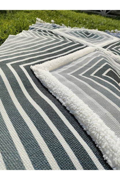 Tafting Kilim Serisi Üzeri Peluşlu Dokuma Taban Dekoratif Kilim