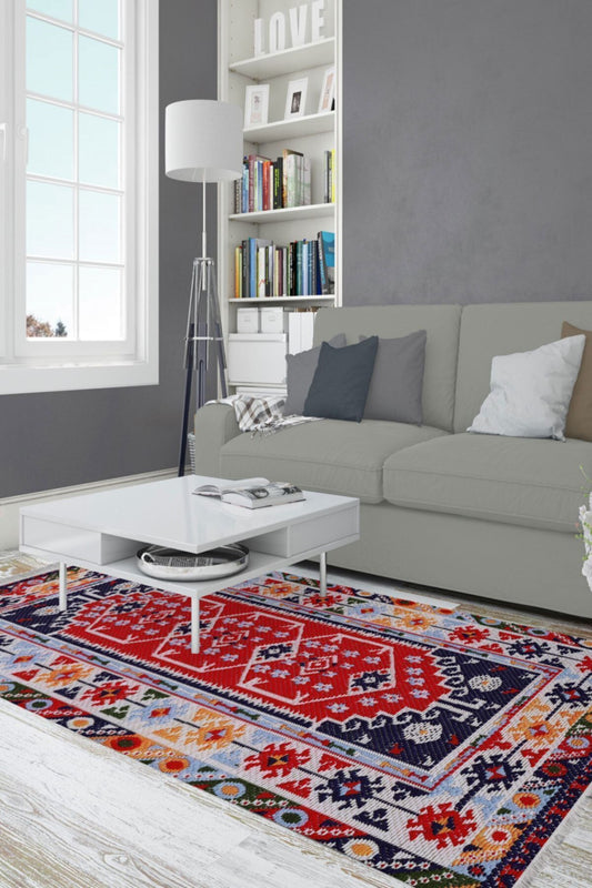 Halı Vagonu Serisi Siyah Ve Beyaz Tonlarda Çiçekli Desen Kaymaz Taban Şönil Halı