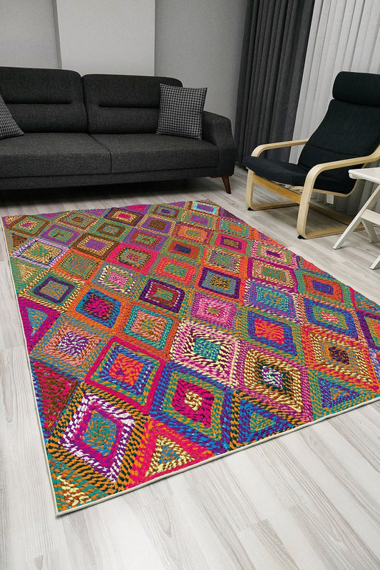 Halı Vagonu 1007 Renkli Kare Desenli Dekoratif Kaymaz Taban Halı