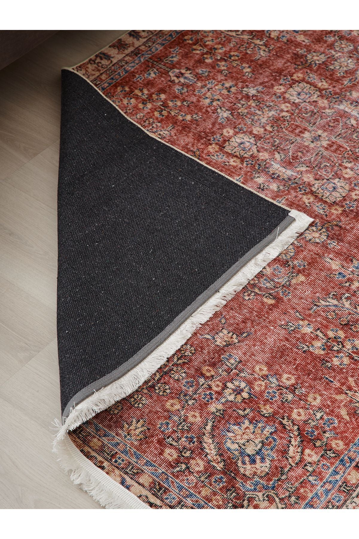 Halı Vagonu 2047 Bordo Tonlarında Etnik Eskitme Pamuk  Dokuma Taban Halı