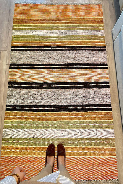 Cotton Serisi Hasır Görünümlü Yeşil Ve Hardal Tonlarında Etnik Desenli Dekoratif Dokuma Taban Kilim