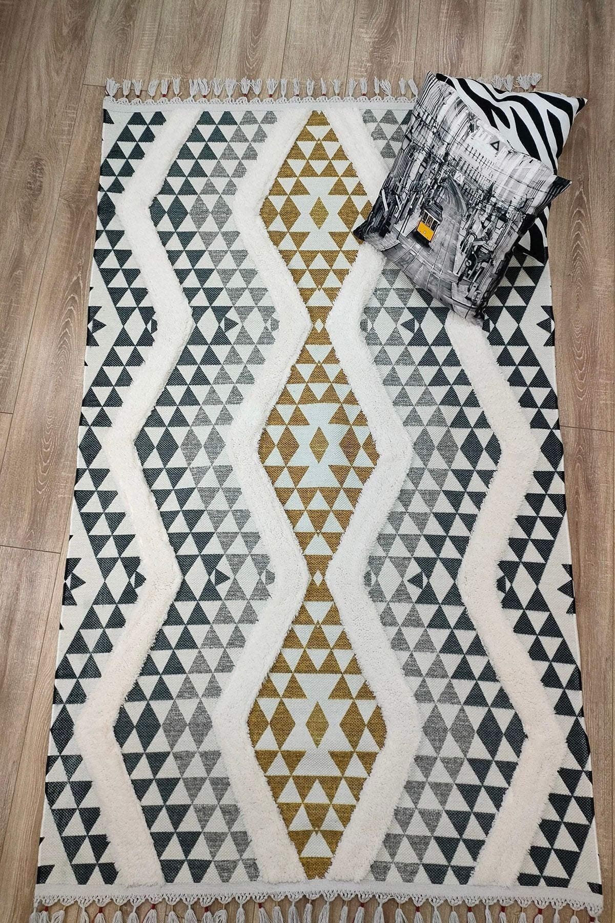 Tafting Kilim Serisi Üzeri Peluşlu Dokuma Taban Dekoratif Kilim