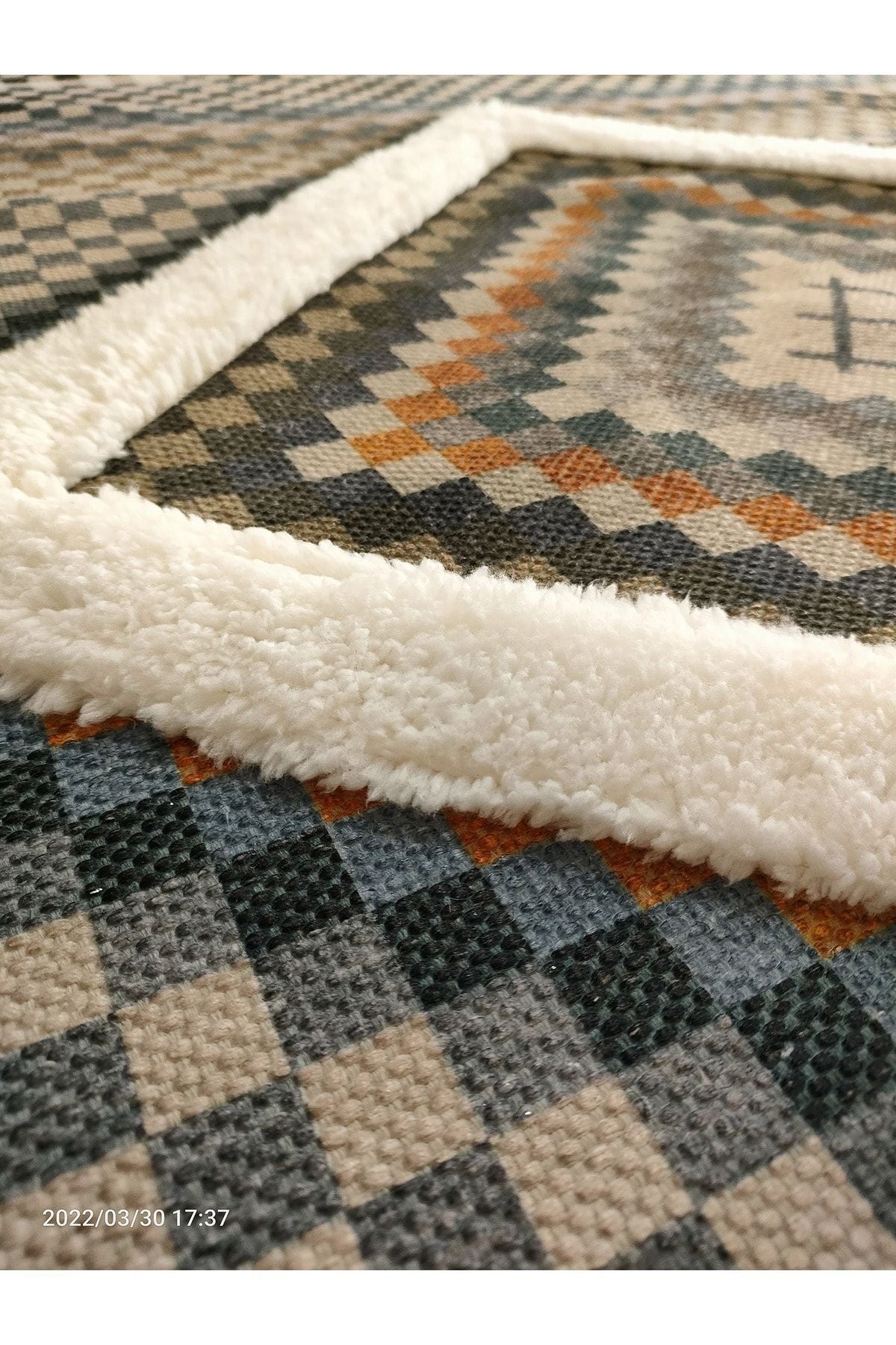 Tafting Kilim Serisi Üzeri Peluşlu Dokuma Taban Dekoratif Kilim