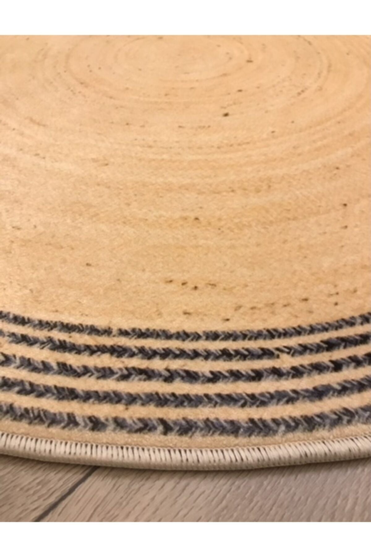 Bej Jüt Efektli Dijital Baskılı Yuvarlak Halı Jute07, özel pamuk dokuması ile yüksek kalite sunuyor.