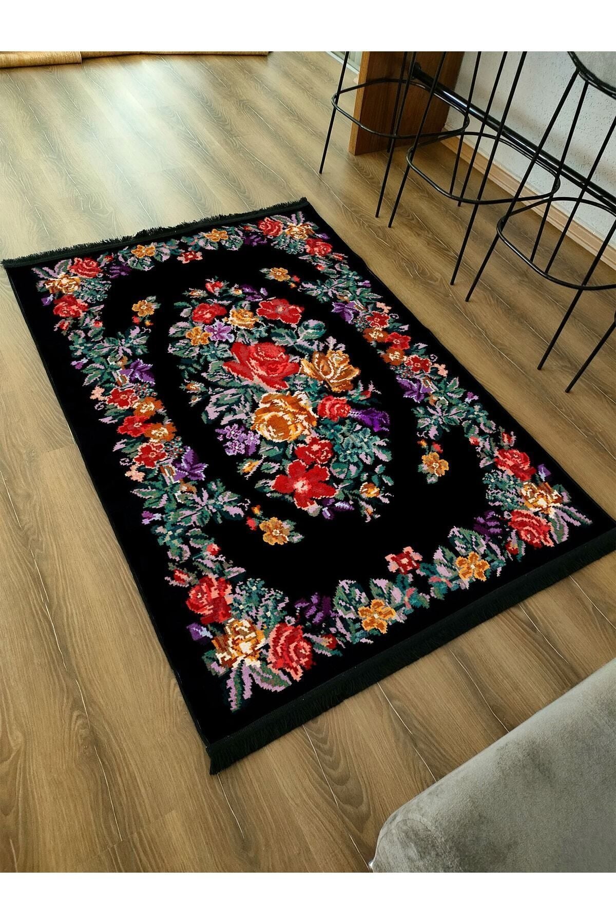 Halı Vagonu Serisi Siyah Ve Multy Tonlarda Çiçekli Desen Kaymaz Taban Şönil Halı