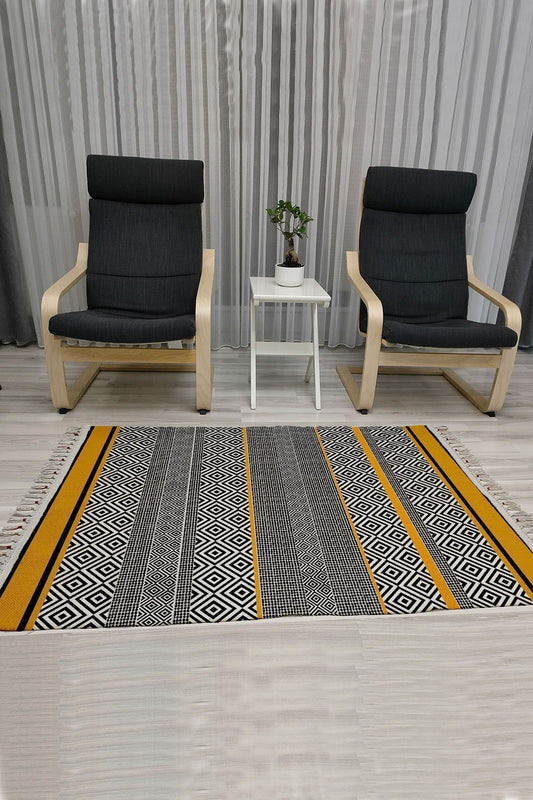 Cotton Kilim 3004 Sarı Siyah Geometrik Desenli Dekoratif Dokuma Taban Kilim