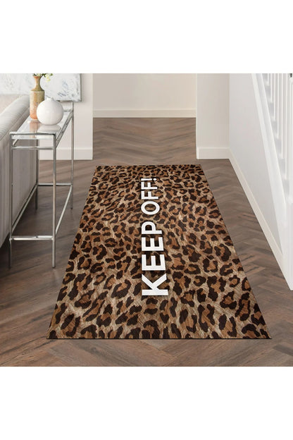 Halı Vagonu 146 Leopar Keep Off Yazılı Modern Dokuma Taban Halı