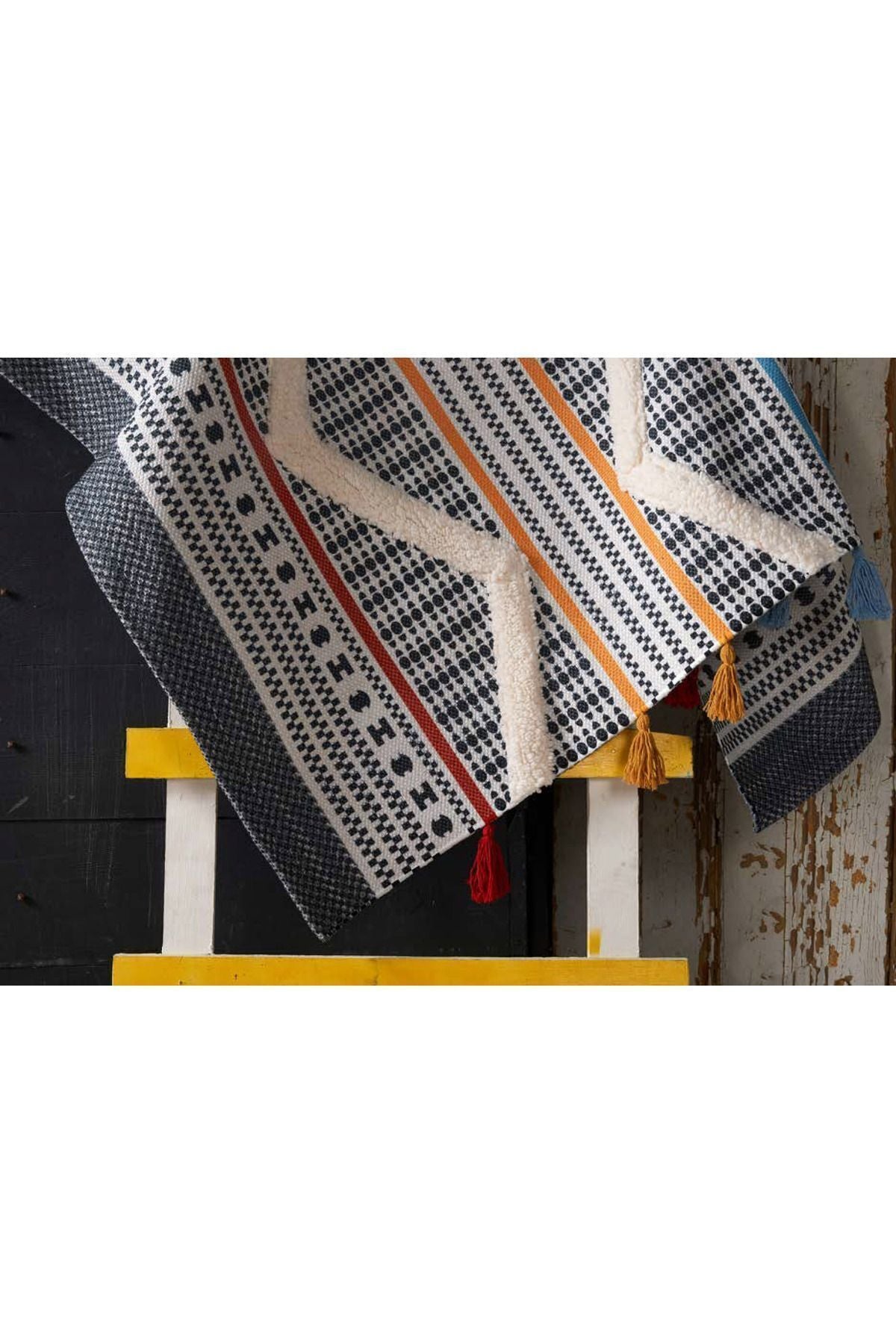 Tafting Kilim Serisi Üzeri Peluşlu Dokuma Taban Dekoratif Kilim