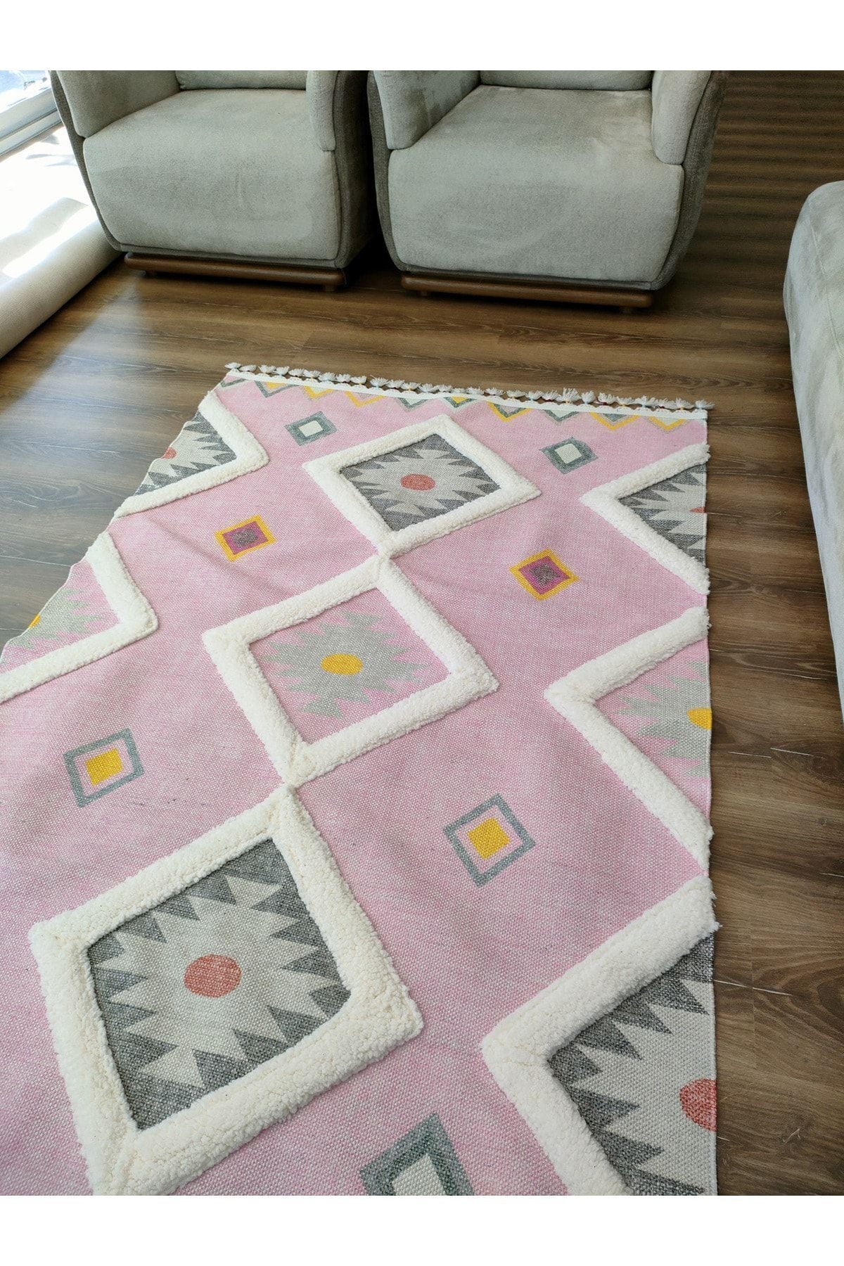 Tafting Kilim Serisi Üzeri Peluşlu Dokuma Taban Dekoratif Kilim