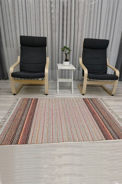 Cotton Serisi Multy Tonlarında Bordürlü Ve Ponpon Eskitme Desenli Dekoratif Dokuma Taban Kilim