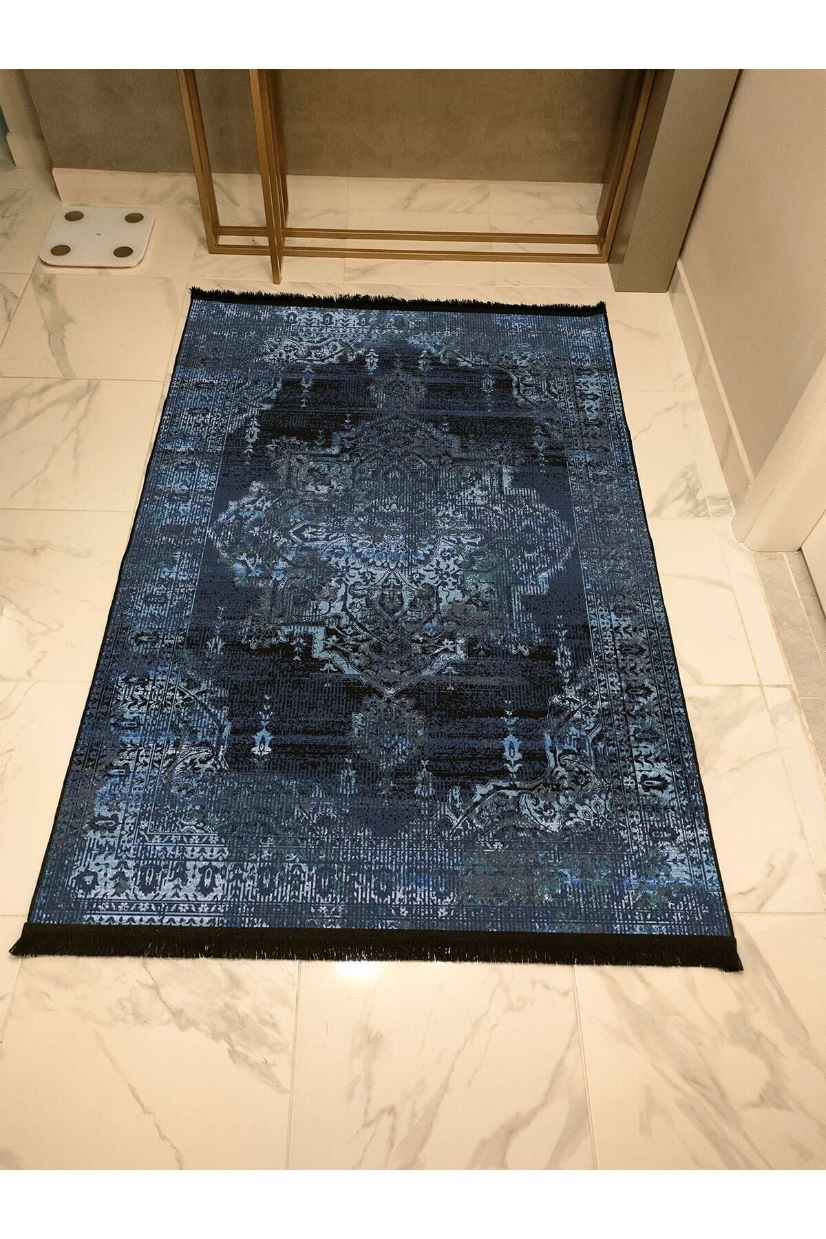 Halı Vagonu Serisi Lacivert Eskitme Antika Desen Kaymaz Taban Şönil Halı
