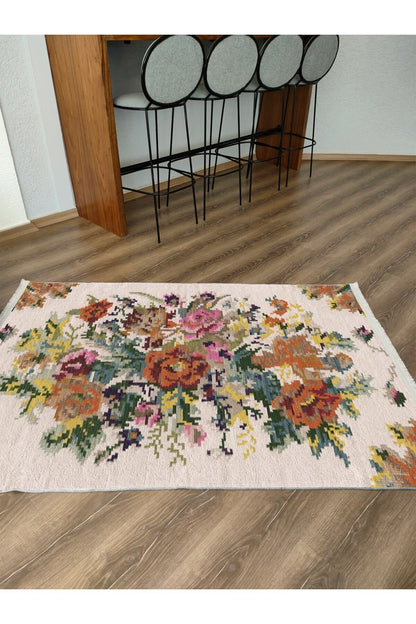 Halı Vagonu Serisi Multy Tonlarında Eskitme Çiçek Desen Kaymaz Taban Şönil Halı