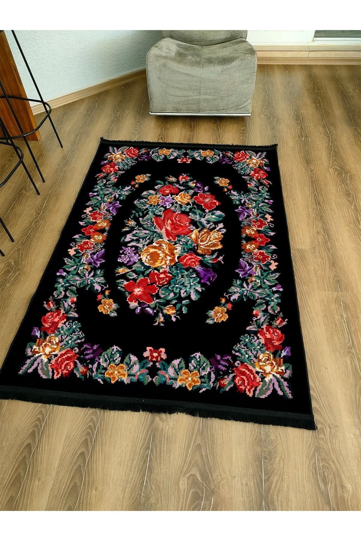 Halı Vagonu Serisi Siyah Ve Multy Tonlarda Çiçekli Desen Kaymaz Taban Şönil Halı