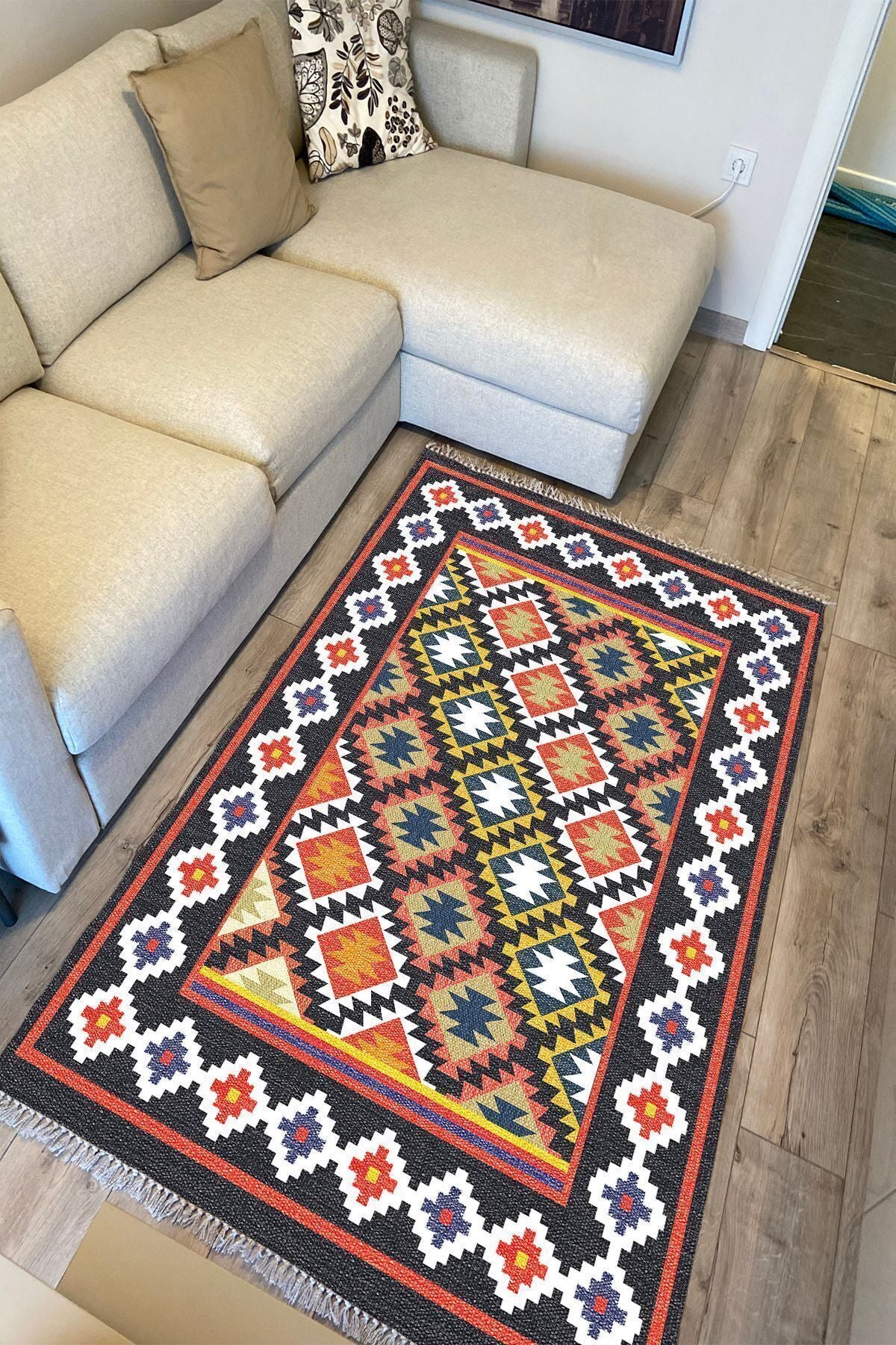 Cotton Kilim 42 Lacivert Zeminli Geneleksel Motifler Modern Dekoratif Yıkanabilen Dokuma Kilim