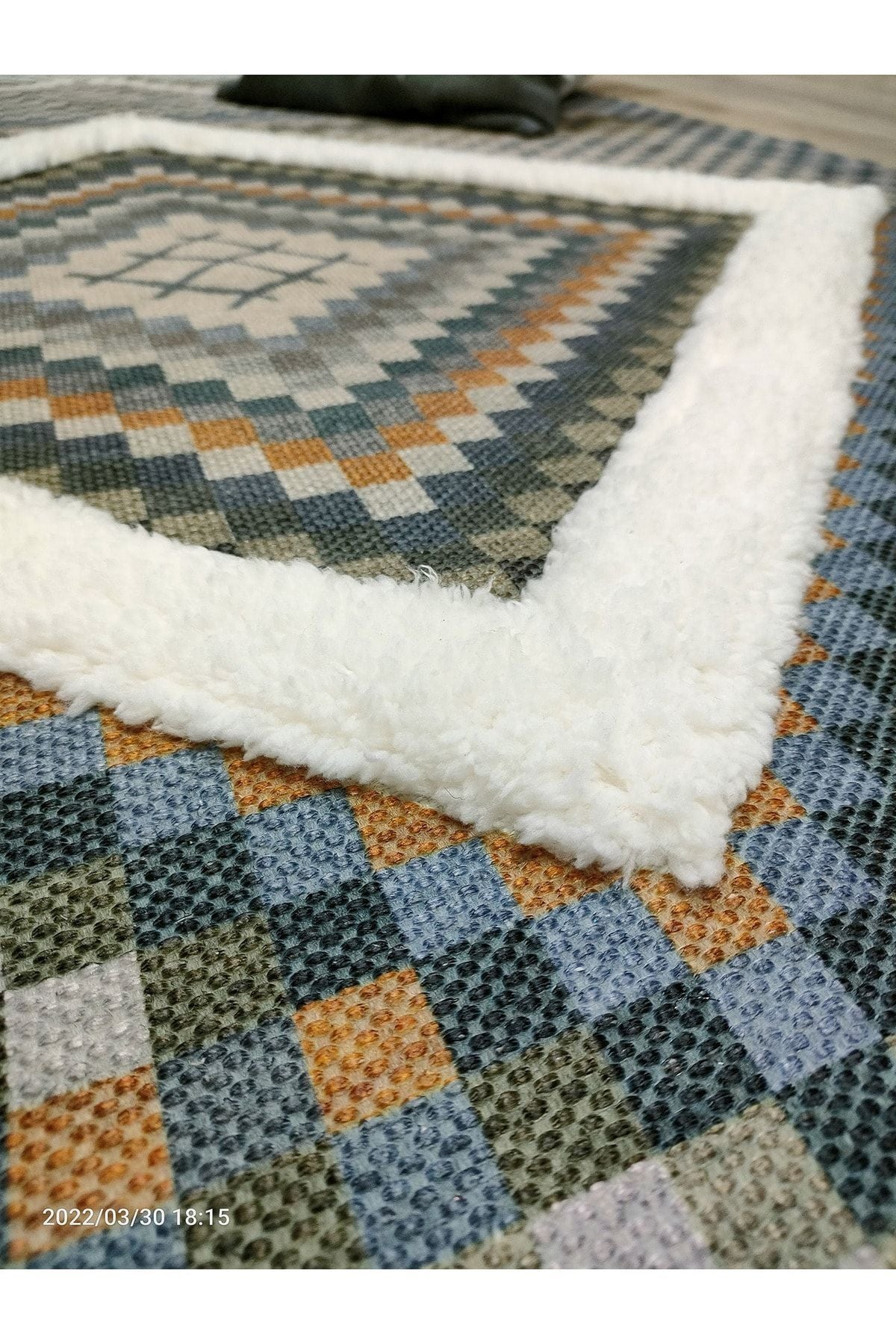 Tafting Kilim Serisi Üzeri Peluşlu Dokuma Taban Dekoratif Kilim