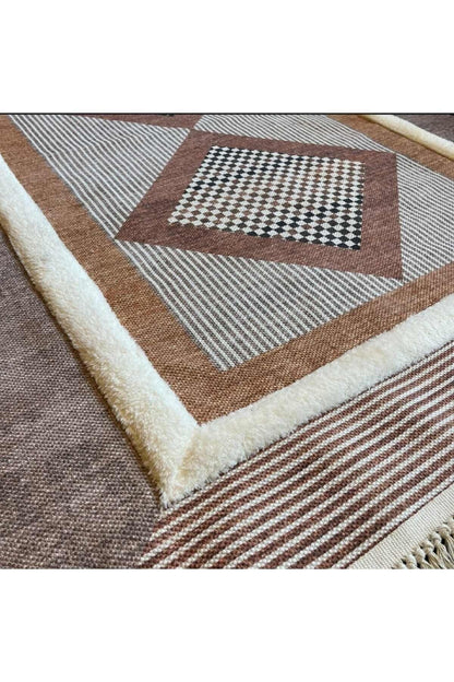 Tafting Kilim Serisi Üzeri Peluşlu Dokuma Taban Dekoratif Kilim